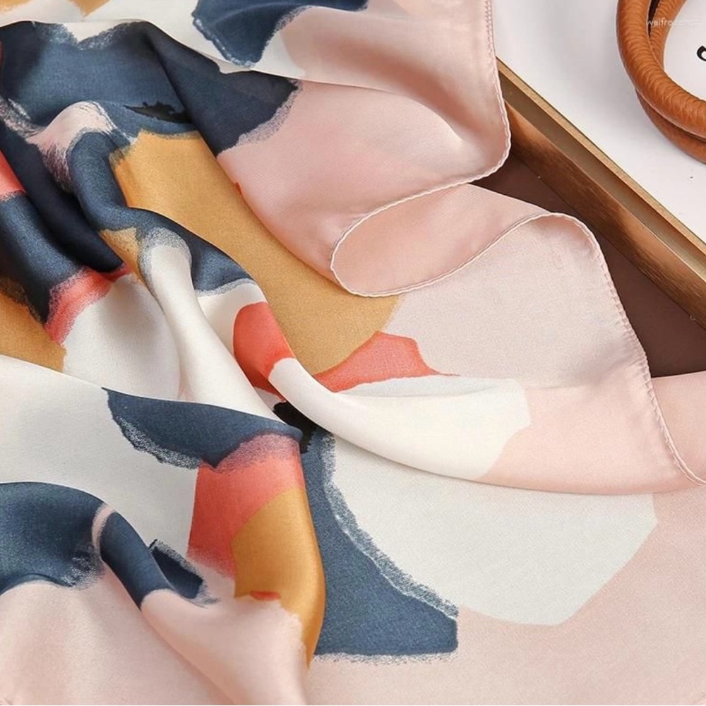 Abstract Multicolor Scarf - Picture 6 of 6